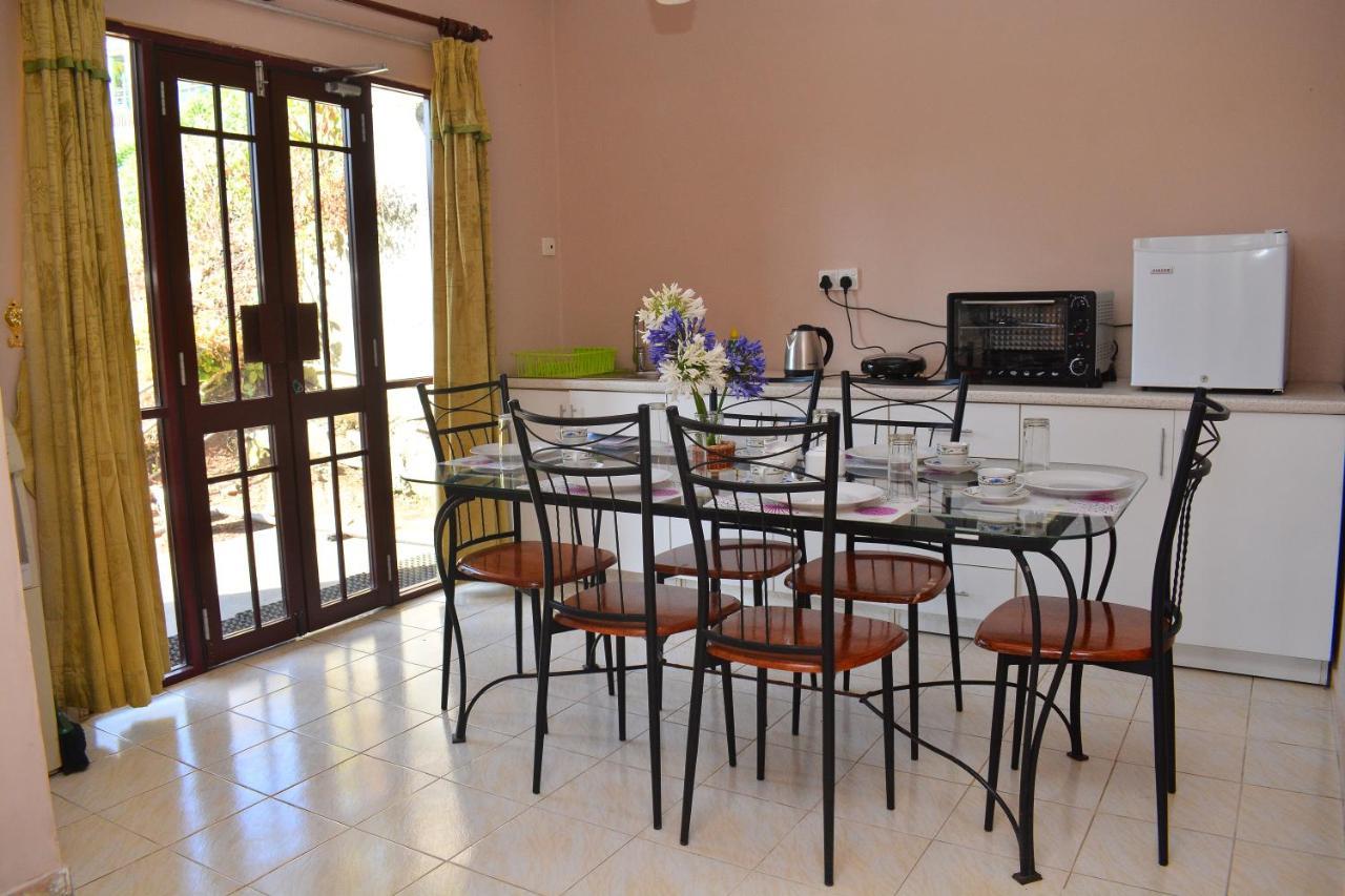 Royal Apartments Νουβάρα Ελίγια Εξωτερικό φωτογραφία